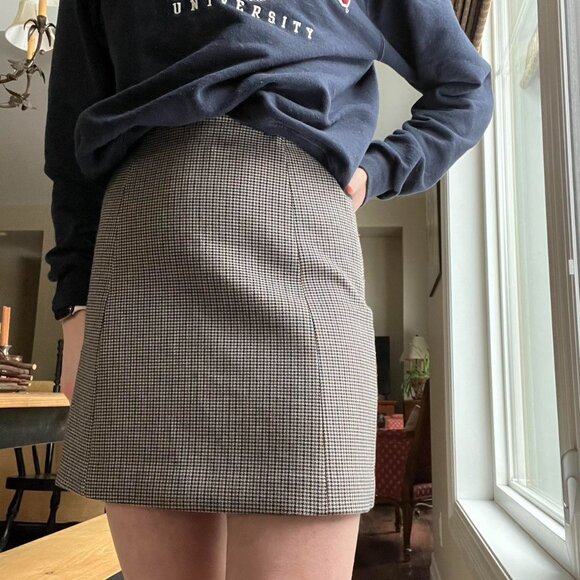 Aritzia Babaton Modern Mini Skirt Check Plaid Size 0 - Picture 2 of 8